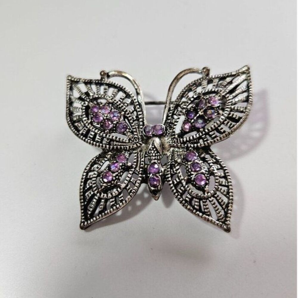Vintage silver tone purple butterfly brooch